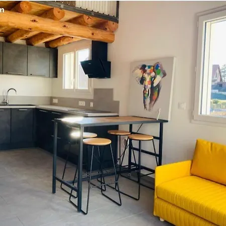 La Petite Maison